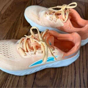 Altra Peach and White Athletic Shoes